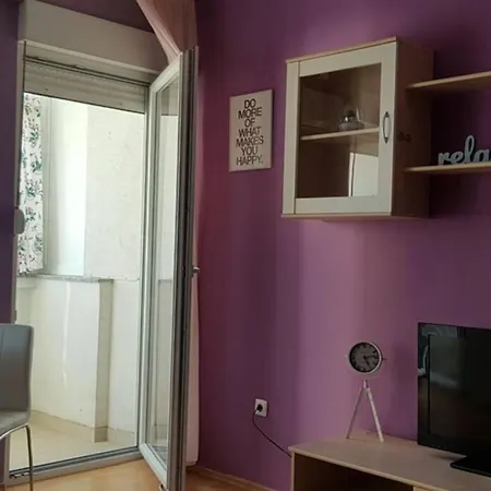 Apartment Kiki, 7th Floor, With A Sea View, Free Wifi, For 2 Persons Zadar